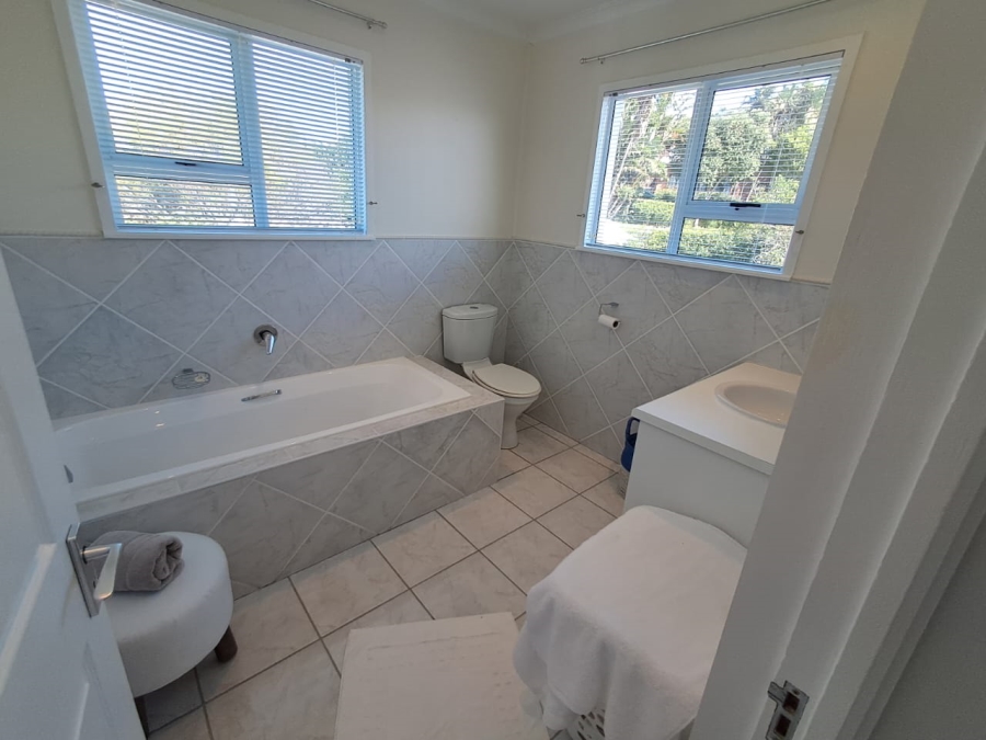 4 Bedroom Property for Sale in Bergsig Western Cape